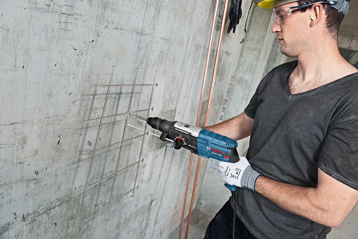 Хилта Bosch GBH 2-28 F електро-пнеуматски СДС прихват